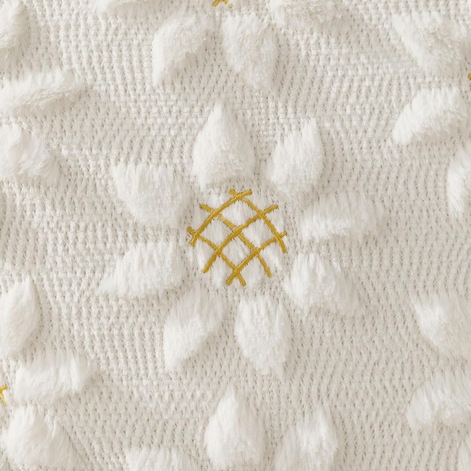 DFXSZ Spring Summer Pillow Covers 18x18 inch Set of 2 Farmhouse Decor Yellow Color Flower Heart Sunflower Soft Plush Faux Fur Jacquard Throw Pillows for Sofa Holiday Spring Home Decor PTK024C18